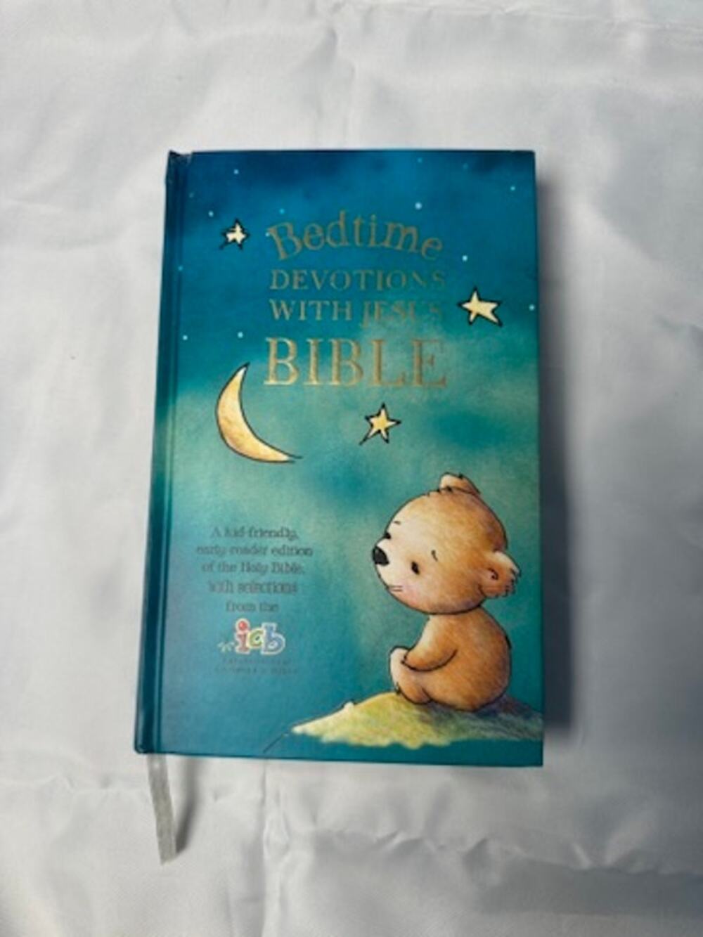 ICB Bedtime Devotions with Jesus Bible Kid Hardcover Thomas Nelson 9780785230229